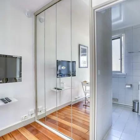 Lovely Nest - Le Marais Apartmán *