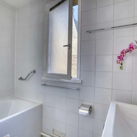 Lovely Nest - Le Marais Apartment